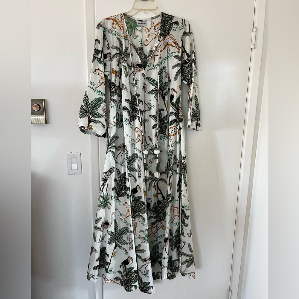 Green and White V-Neck Sundress with Bishop Sleeves